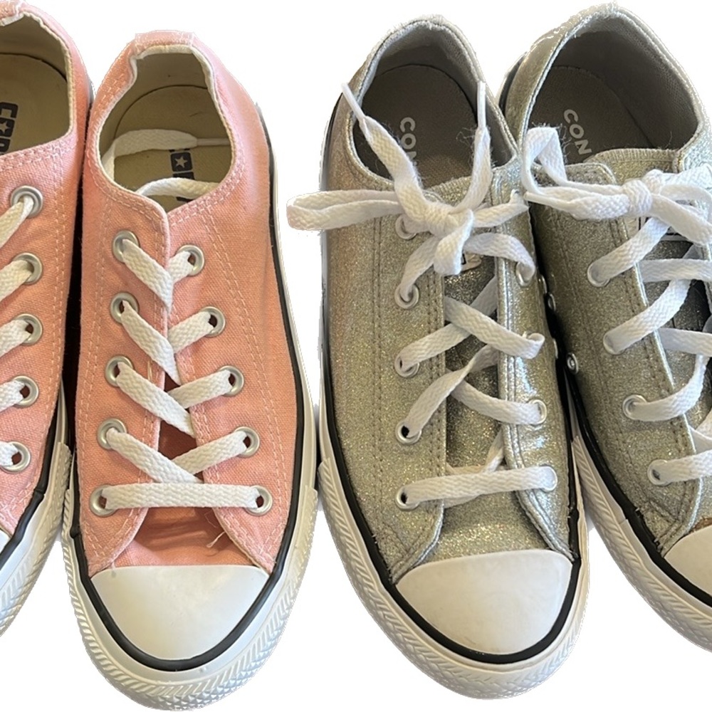 Converse size 4